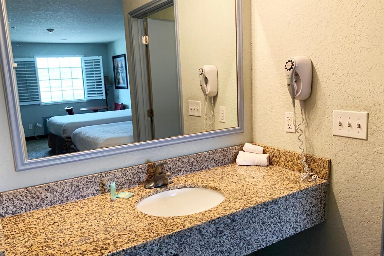 Oyo Hotel Pearsall I-35 West Экстерьер фото